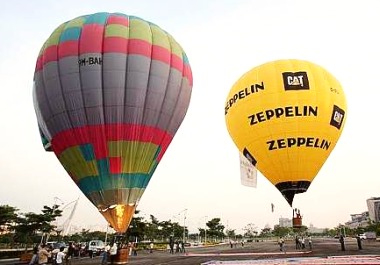 Image: The two hot-air balloons used for the publicity stunt."